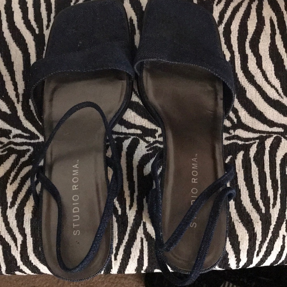Women’s heeled denim sandal
